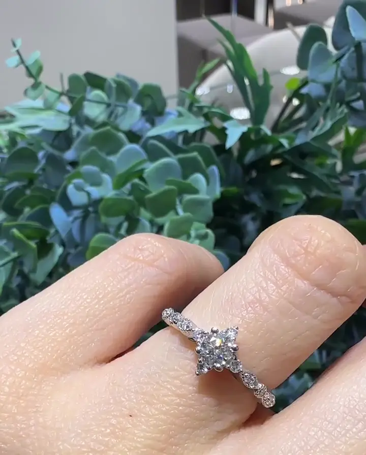 0.30-0.20 ct Lotus Pırlanta Yüzük, görsel 3