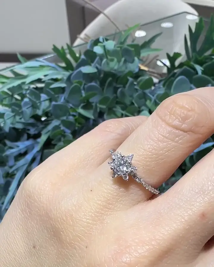 0.51-0.30 ct Lotus Pırlanta Yüzük, görsel 3