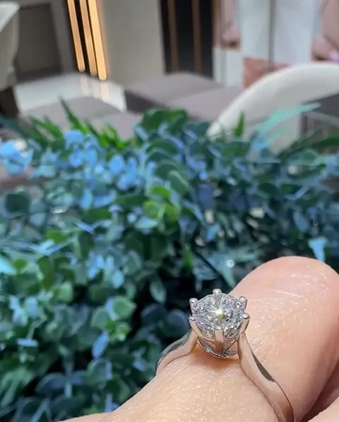 0.90 ct Tektaş Pırlanta Yüzük