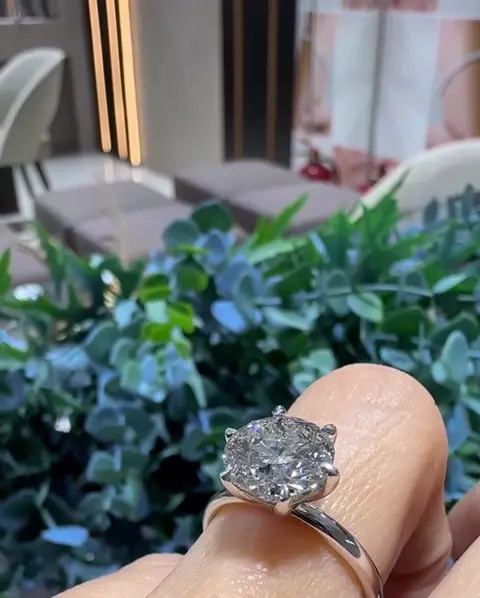 3.22 ct Tektaş Pırlanta Yüzük